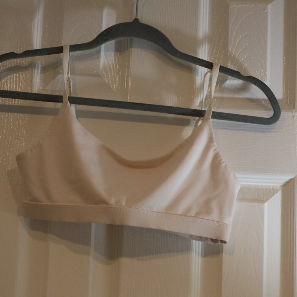 Fabletics Sports Bra Size Small